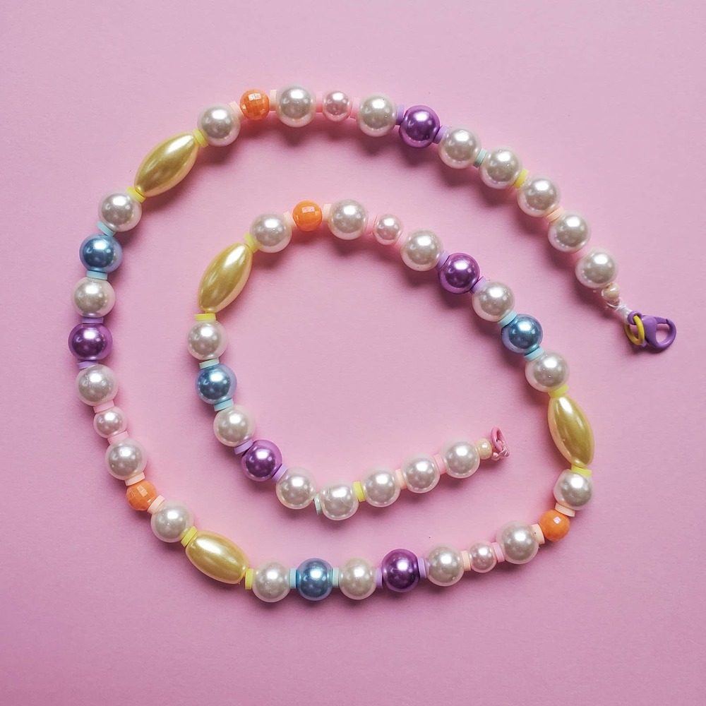 Sunday Funday - Pastel 90s Inspired Handmade Multicolored Beaded Necklace